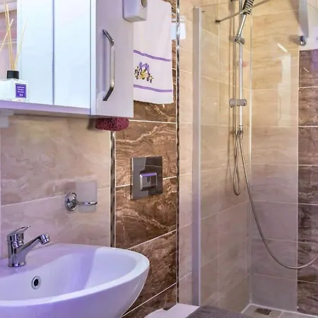 Villa İslamlar 1 Bedroom Secluded With Private Pool Hot Tub