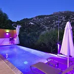 فيلة İslamlar 1 Bedroom Secluded With Private Pool Hot Tub كالكان