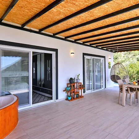 İslamlar 1 Bedroom Secluded With Private Pool Hot Tub Villa
