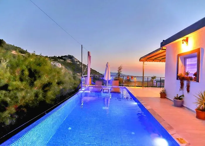 Villa İslamlar 1 Bedroom Secluded With Private Pool Hot Tub